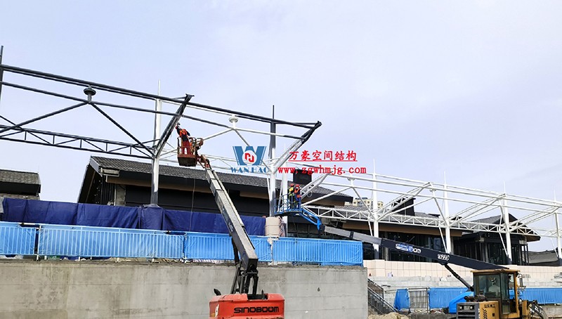 勞動最光榮，致敬一線工作者！