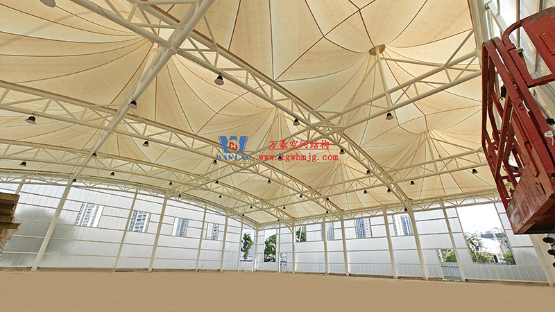 溫州惠民路西側(cè)綠地球場鋼膜結(jié)構(gòu)工程完工 溫州惠民路西側(cè)綠地球場鋼膜結(jié)構(gòu)工程完工