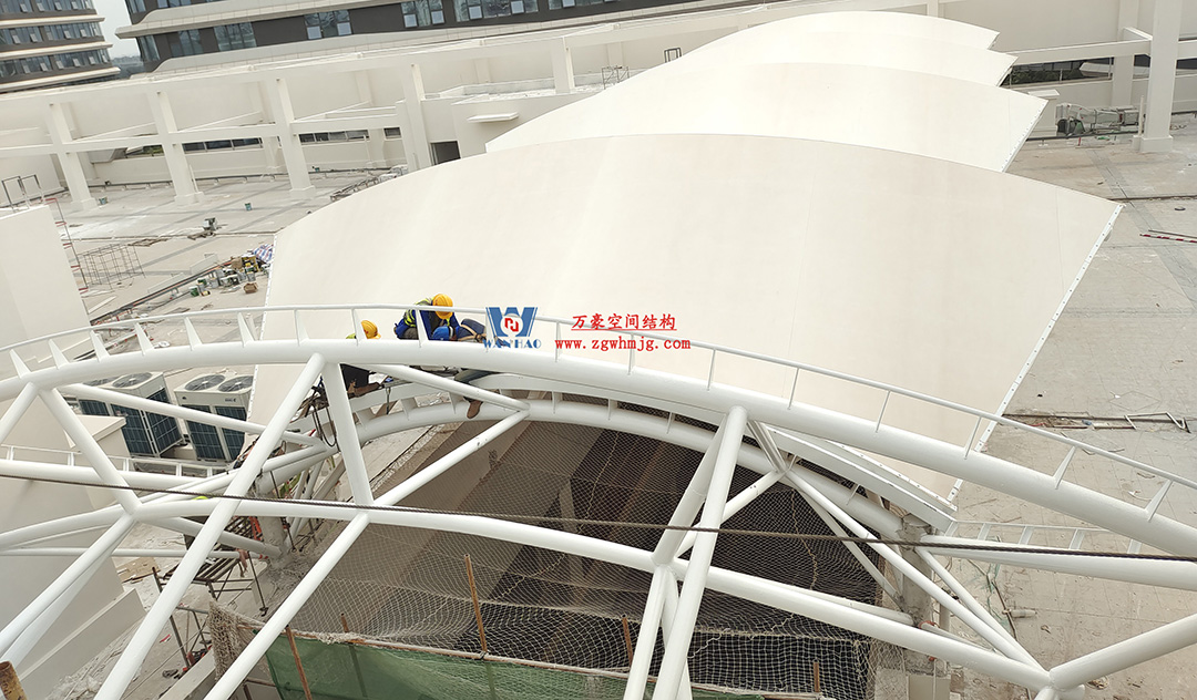 工程進度全速推進，PTFE膜材張拉在即！