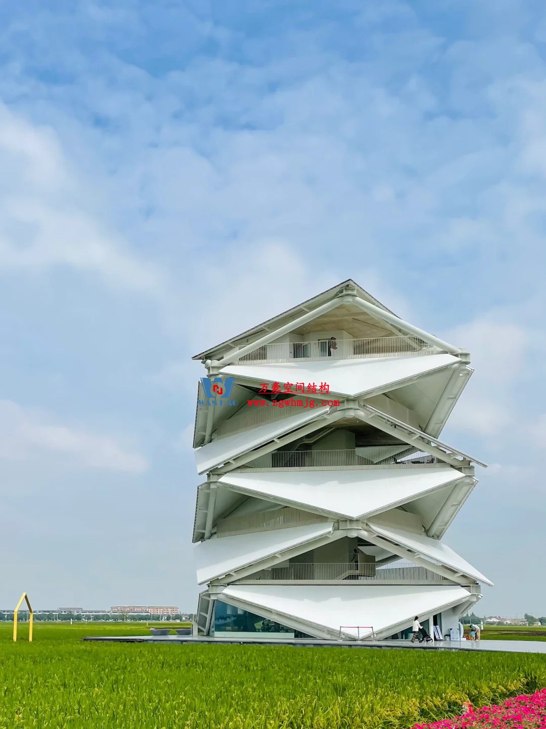 創意與藝術美感兼具的鋼膜結構建筑 創意與藝術美感兼具的鋼膜結構建筑