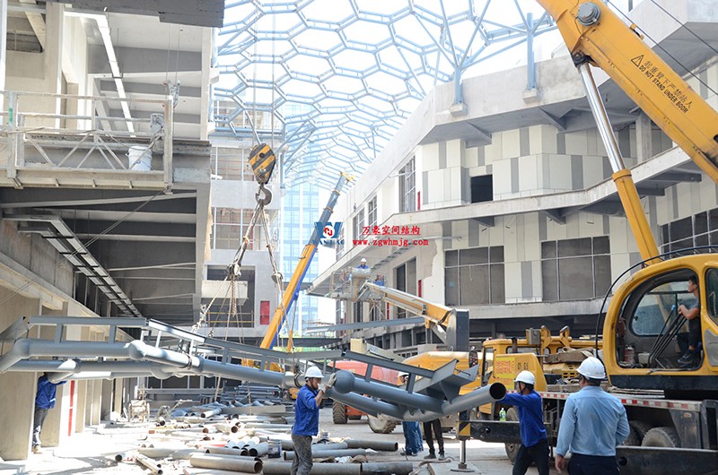 嘉興長安里ETFE氣枕鋼膜結構頂棚工程現場學習觀摩會