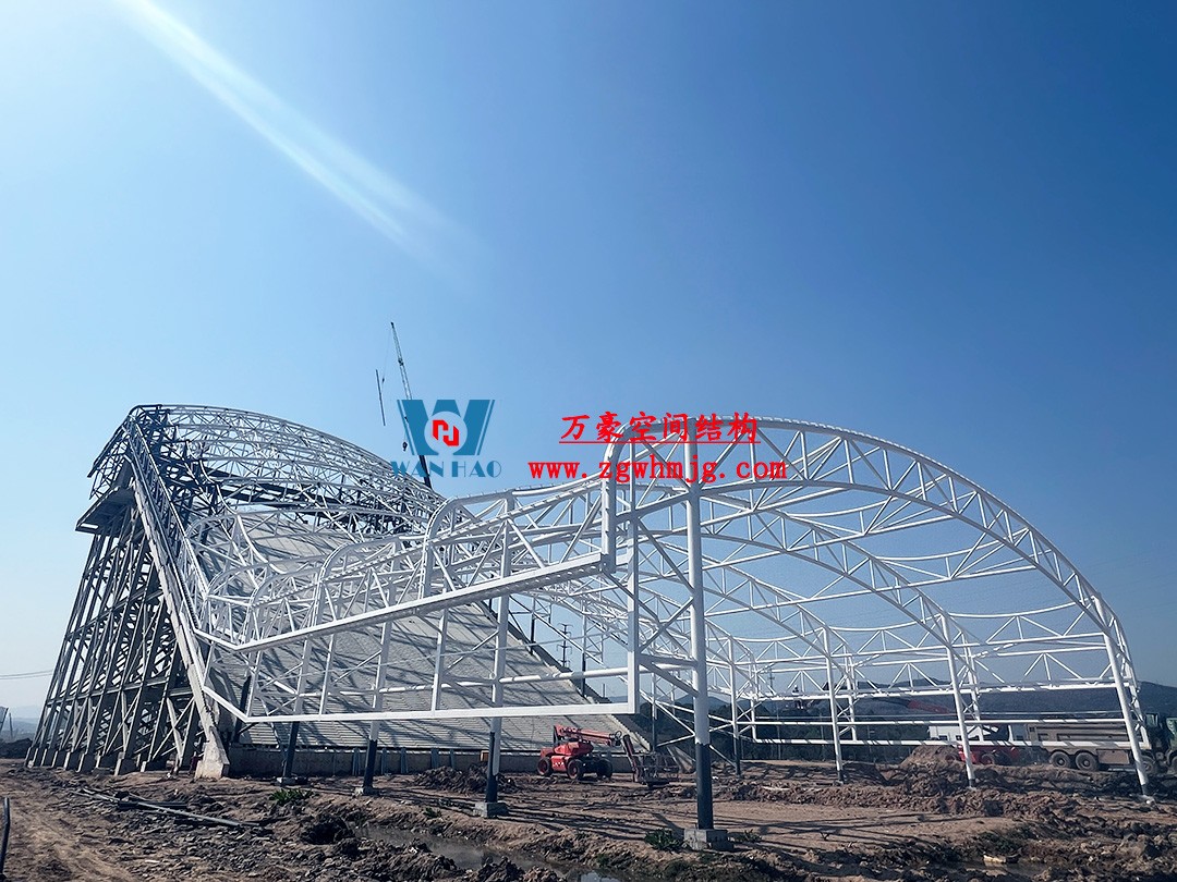 馭風逐沙,織就賽道美學——比亞迪紹興嵊州賽車場干拔沙坡觀景平臺鋼膜結(jié)構(gòu) 馭風逐沙,織就賽道美學——比亞迪紹興嵊州賽車場干拔沙坡觀景平臺鋼膜結(jié)構(gòu)