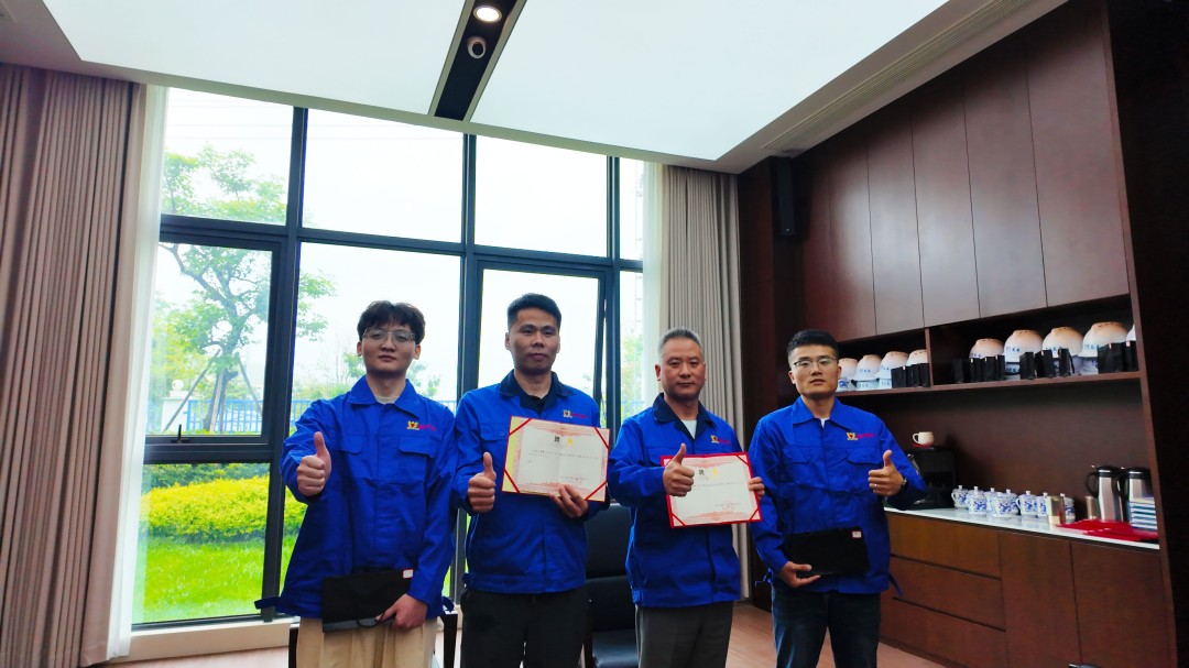 浙江萬豪空間結構集團有限公司隆重舉行“匠心傳承·共筑未來”師徒大會！