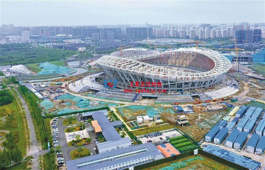 無錫奧體中心體育場ETFE膜首吊成功,太湖畔將閃耀“生態之光” 無錫奧體中心體育場ETFE膜首吊成功,太湖畔將閃耀“生態之光”