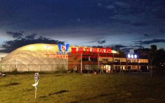 建造充氣膜羽毛球館造價要多少？充氣膜羽毛球館投資費用要500萬？