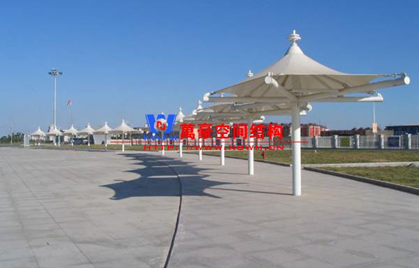膜結(jié)構(gòu)遮陽(yáng)棚