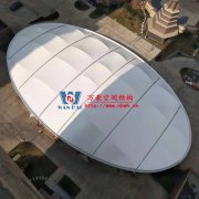 膜結(jié)構(gòu)屋面透光性好嗎？膜結(jié)構(gòu)屋面有哪些優(yōu)點(diǎn)特色？